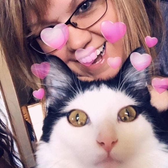 Meet your Posher, Christy - Picture 1 of 1